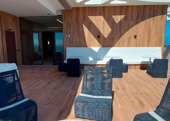 Apto Completo De Dois Quartos Na Barra