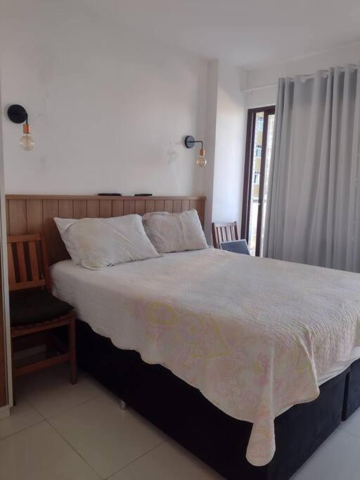 Apto Completo De Dois Quartos Na Barra Salvador